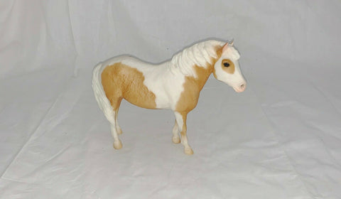Breyer Molding Co Pinto Mare Horse